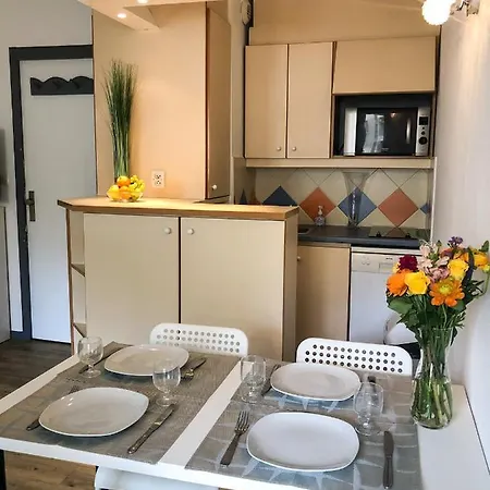 Appartement 4 pers- Plein centre Bord de mer 308 Saint-Raphaël